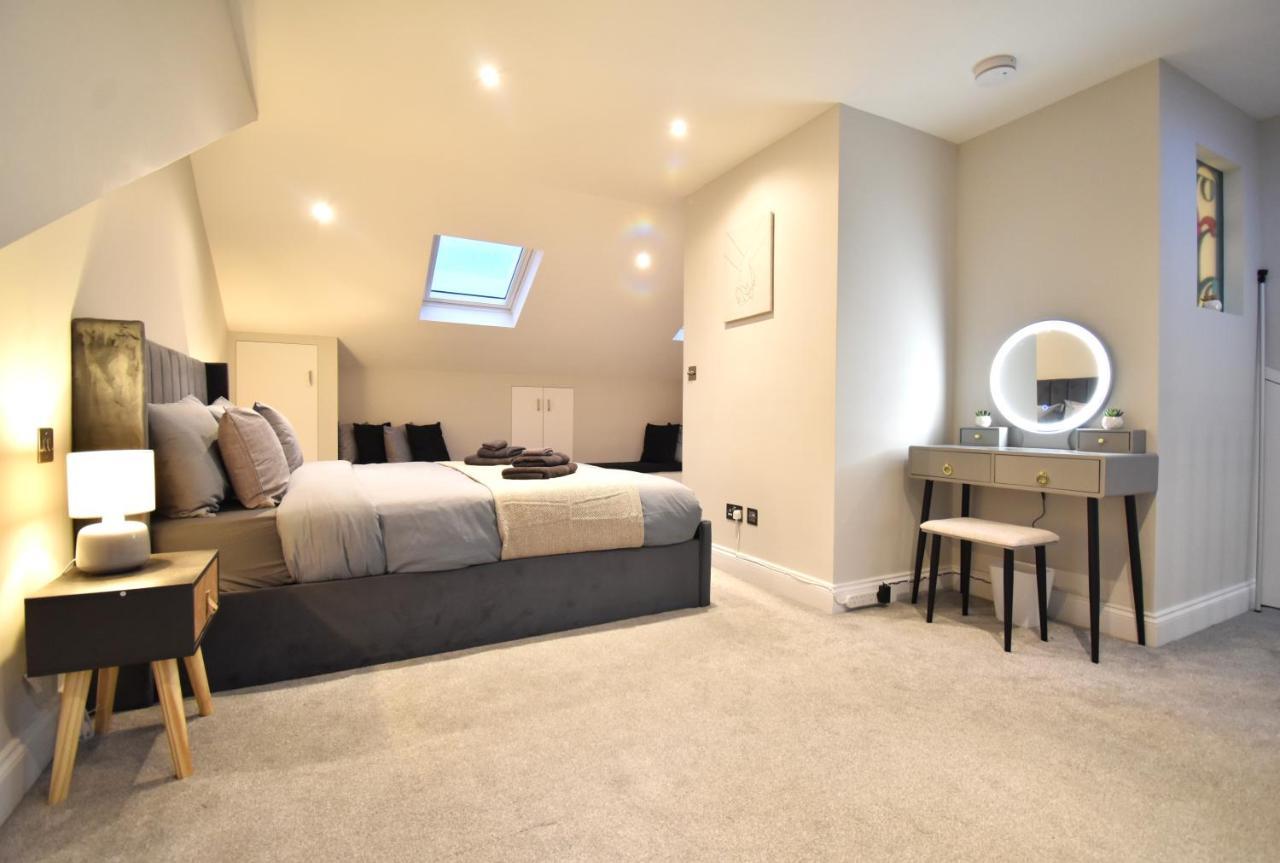Stunning 3 Bed Apartment Лондон Экстерьер фото